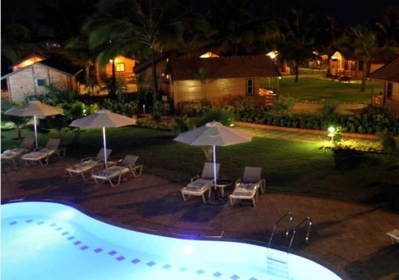 Beira Mar Beach Resort Бенаулім Екстер'єр фото