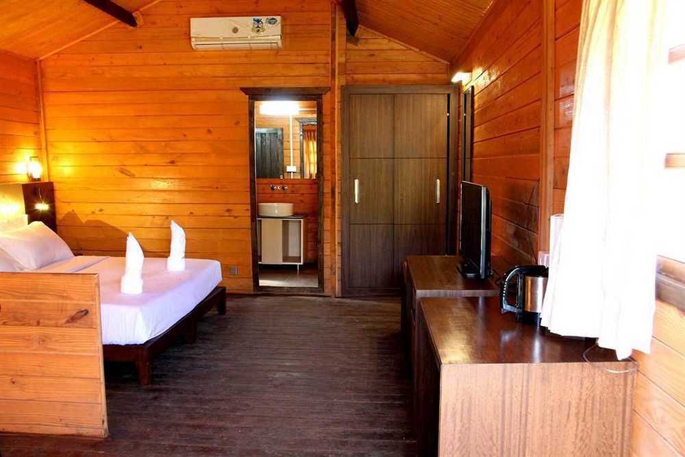 Beira Mar Beach Resort Бенаулім Екстер'єр фото