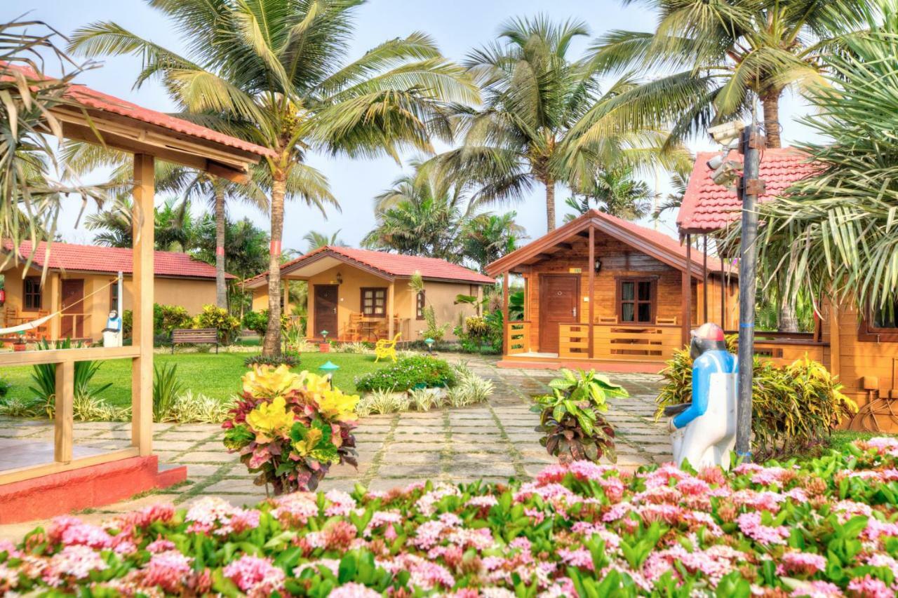 Beira Mar Beach Resort Бенаулім Екстер'єр фото