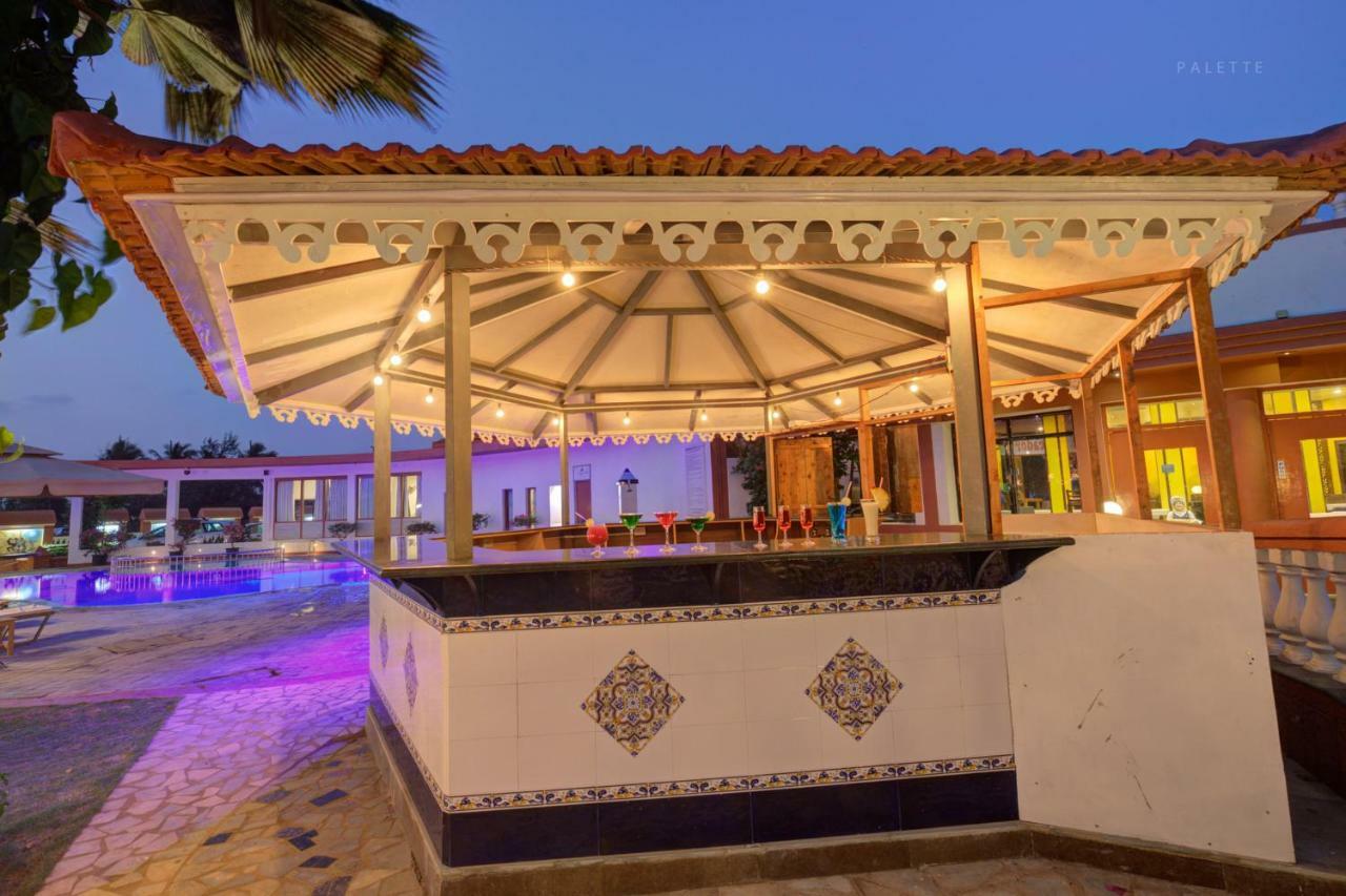 Beira Mar Beach Resort Бенаулім Екстер'єр фото